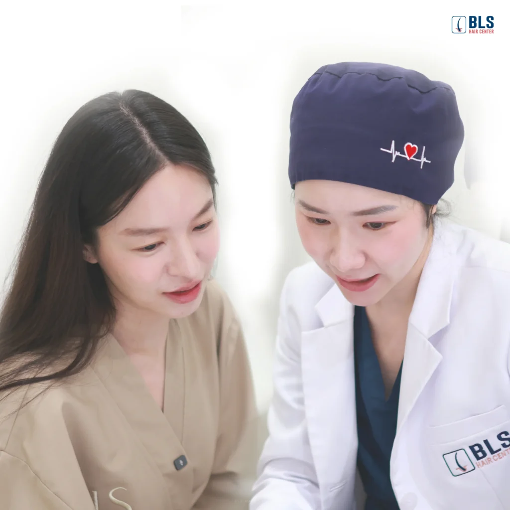 หมอบี พญ. กุลวิภาภัสร์ จาตุรพิศานุกูล ว.51092แพทย์ปลูกผมอเมริกันบอร์ด