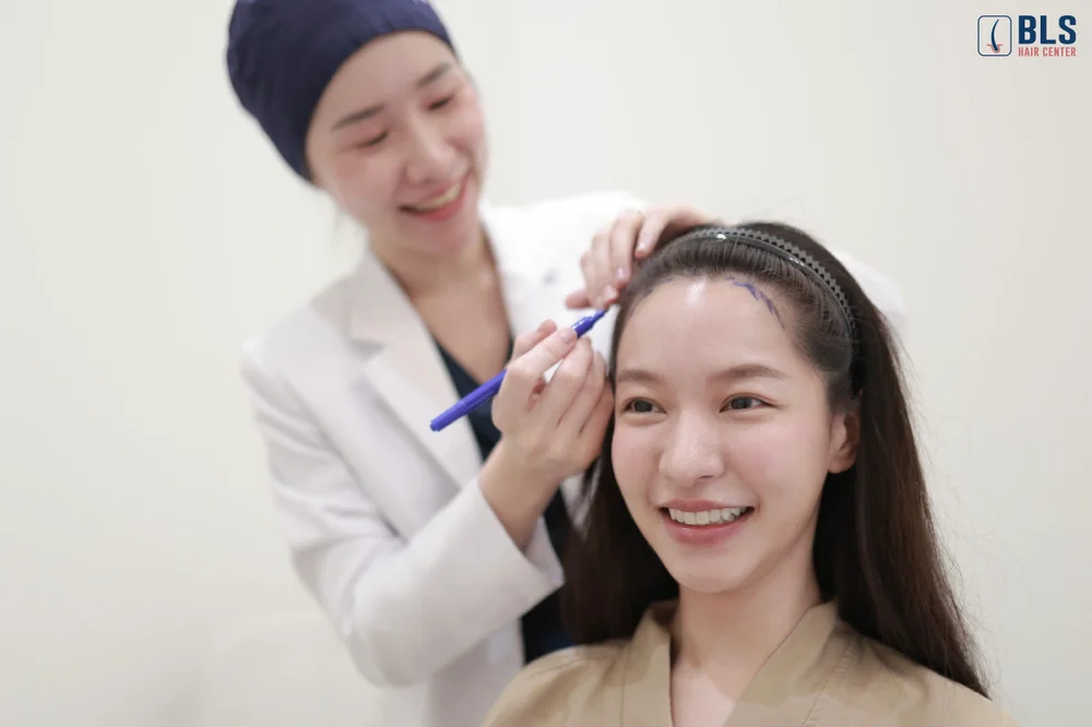 แพทย์ปลูกผมมาตรฐานสูง ที่ BLS