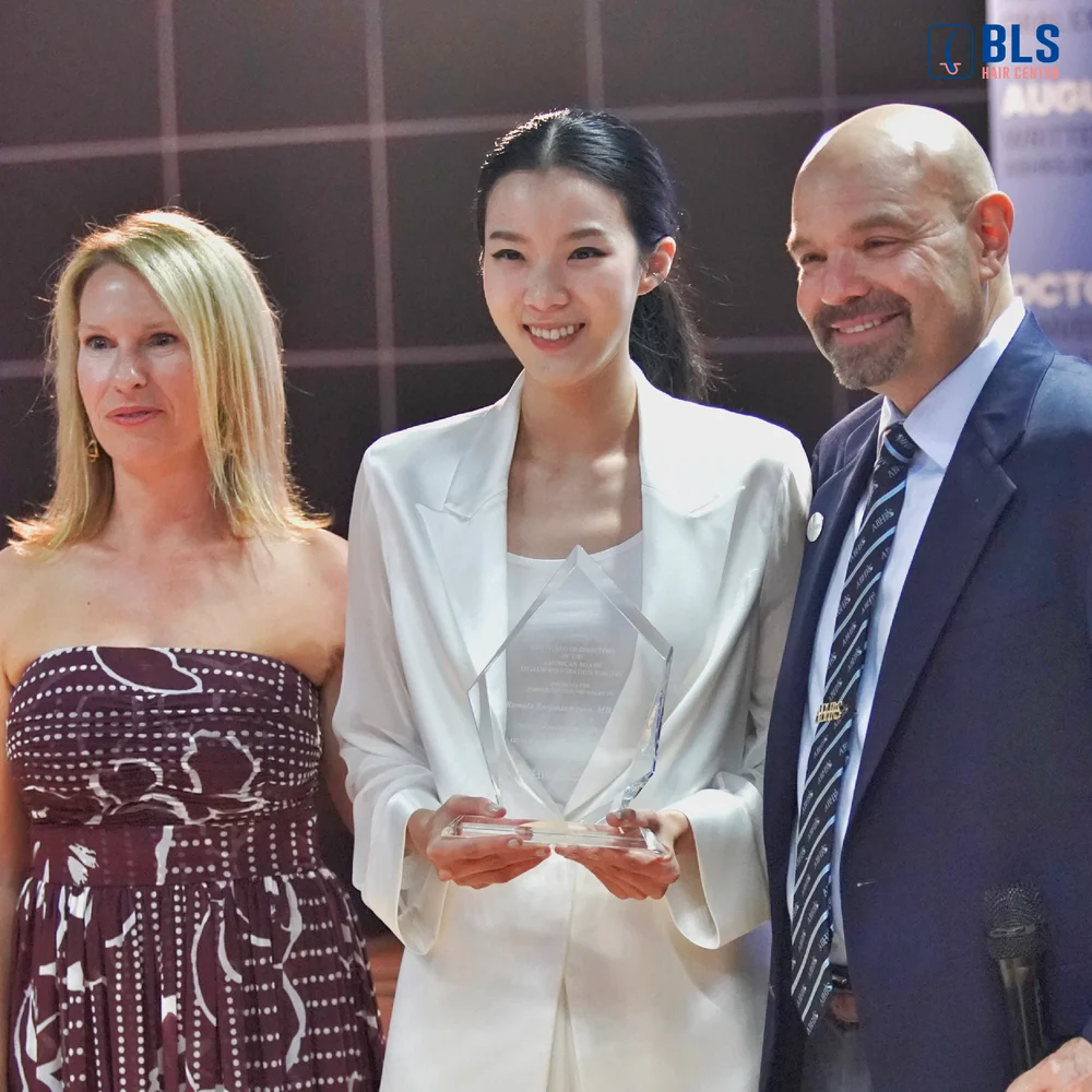 หมอฝน คนไทยคนแรกที่ได้คะแนนสอบสูงสุดอันดับ 1 ในการสอบอเมริกันบอร์ด (ABHRS)